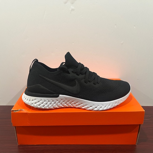 nike epic react flyknit black and orange